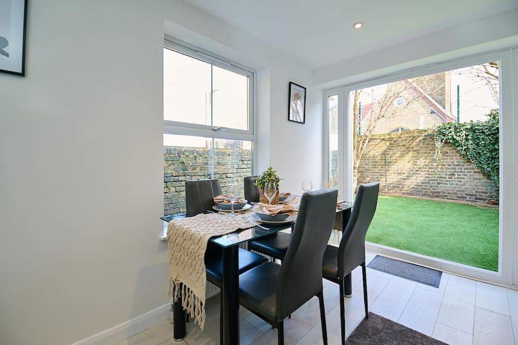 Fabulous 3 Bed Nw London Apartment With Private Garden Екстер'єр фото