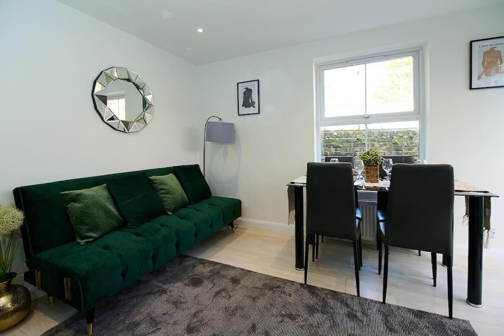 Fabulous 3 Bed Nw London Apartment With Private Garden Екстер'єр фото