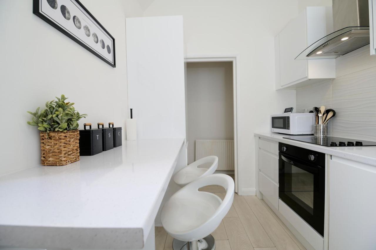 Fabulous 3 Bed Nw London Apartment With Private Garden Екстер'єр фото